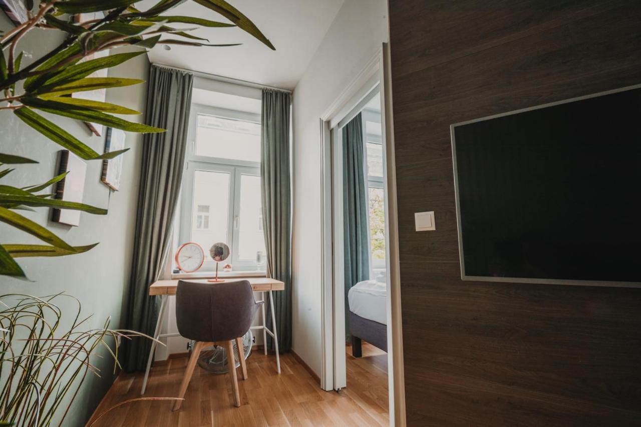 Zeus Design Apartments Lovely Home Вена Экстерьер фото